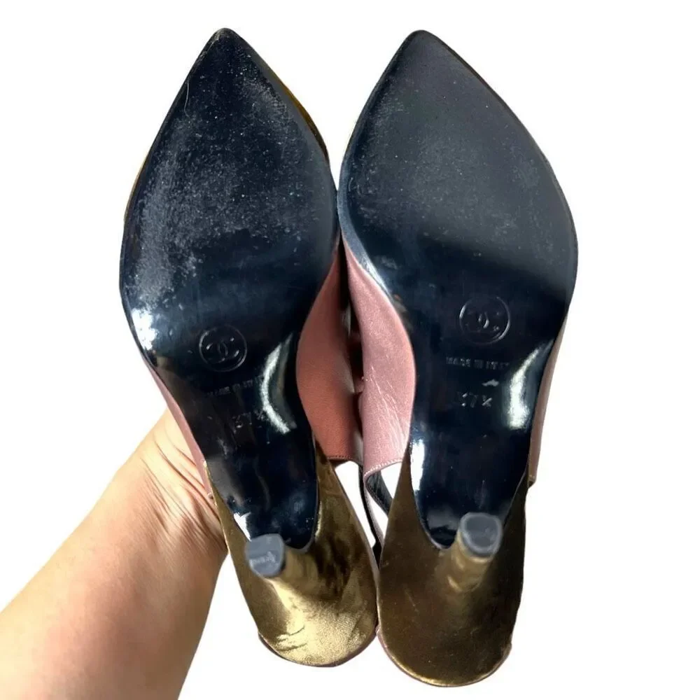 Chanel Vintage Crushed Velvet Pumps Pointed Toe  Cap Heels Shoes Pink Size 37.5